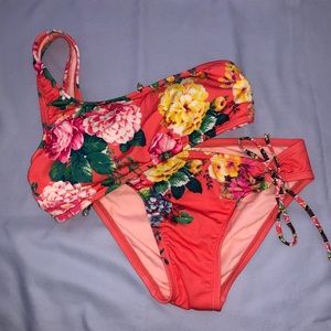 Tropical floral Hobie swim set